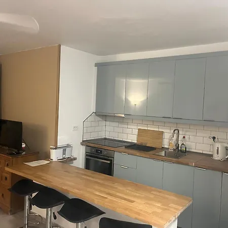Arona 2-Bed Apt Sleeps 5 With Pool & Parking * Арона