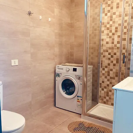 2-bed - Sleeps 5 - Outdoor Pool Arona