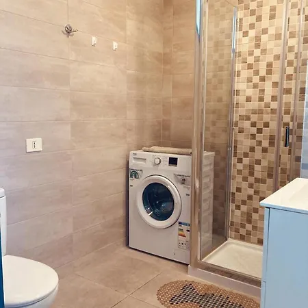 2-bed - Sleeps 5 - Outdoor Pool * Arona (Tenerife)